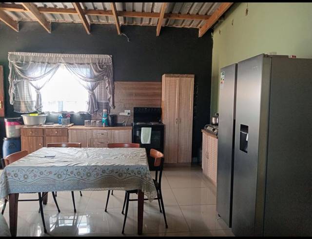 2 BEDROOM HOUSE FOR SALE IN NOSITHA